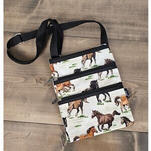 NGIL cross body purse horse print 3 zip pockets light weight adjustable cowgirl